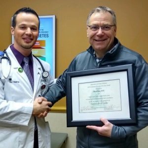 Presenting-Dr.-Kass-award-web-300x300.jpg