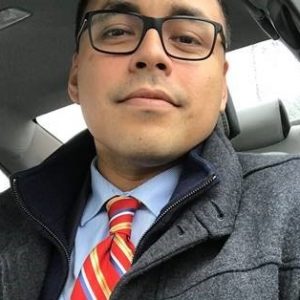 Luis-Espinoza-MD-1-300x300.jpg